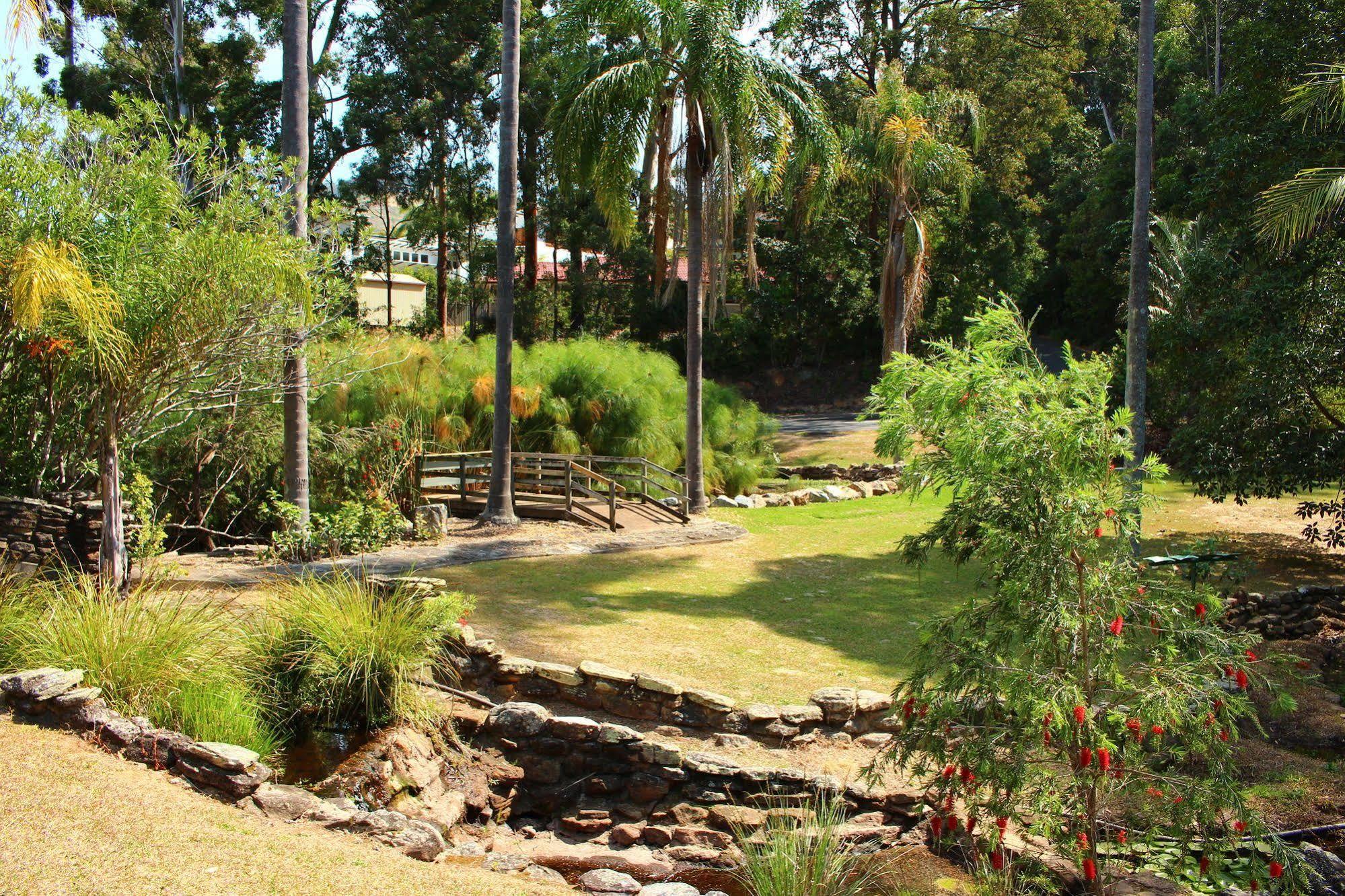 Korora Bay Village 4*